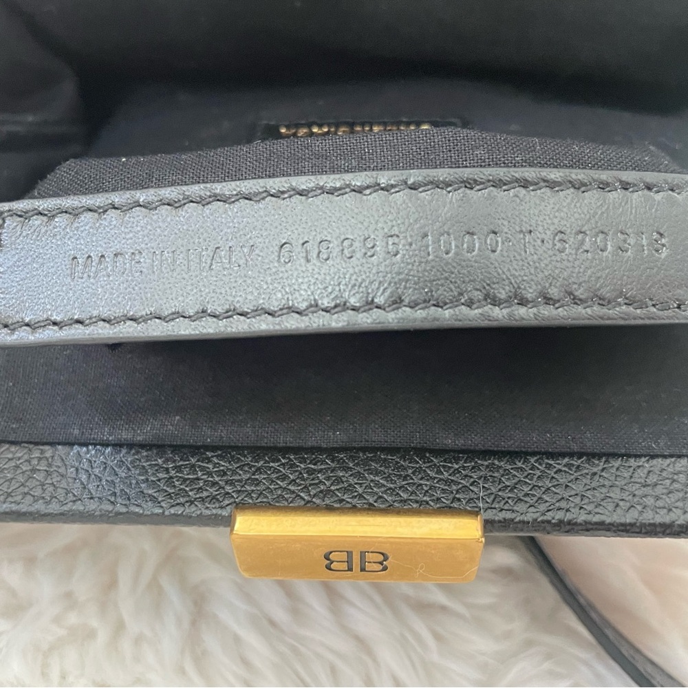 Balenciaga Le City Small Black Pebbled Leather Crossbody — SS21 (T) - Picture 5 of 5